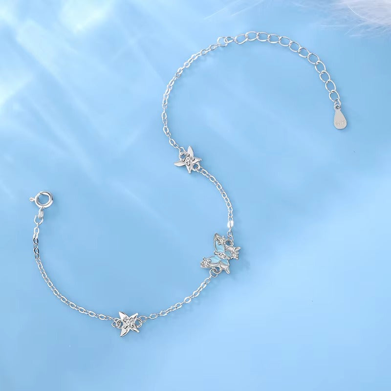 🦋 Pulsera "Mariposa Azul": Un toque de encanto atemporal y feminidad ✨